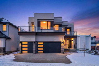 1049 Waterstone Green