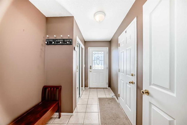 82 Holmwood Avenue NW