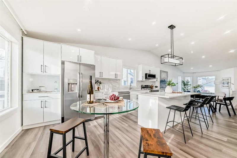 244 Coverdale Court NE, Calgary, Alberta