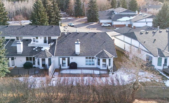 42 Woodmeadow Close SW