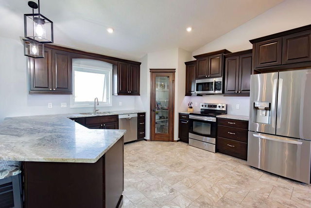 2 - 64060 Twp Rd 442