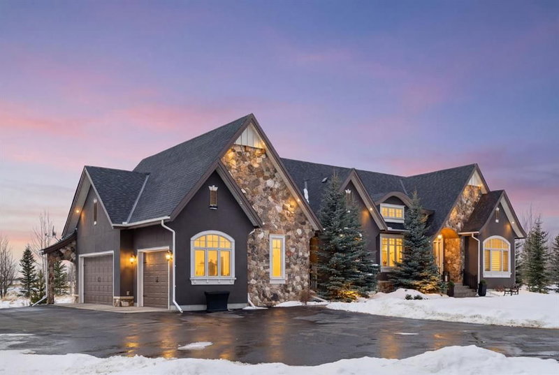 107 Willow Creek Summit, Rural Rocky View County, T3R 0K3 | Image 2