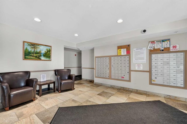 2329 - 8 Bridlecrest Drive SW