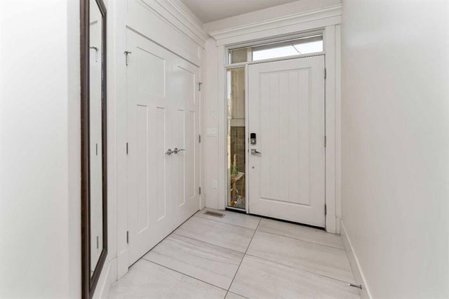 129 Kinniburgh Gardens