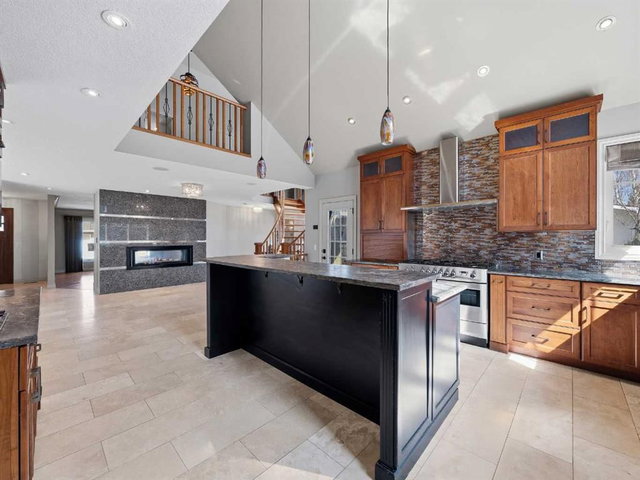 10703 Willowgreen Drive SE