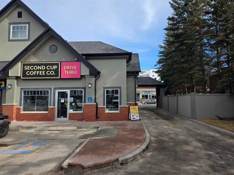 2803 17 Avenue SW, Calgary, T3E 0A8 | Image 2