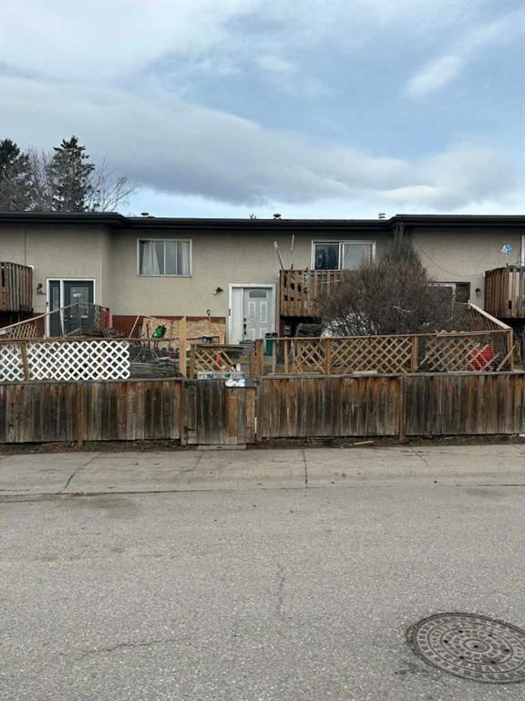 716B Raynard Crescent SE