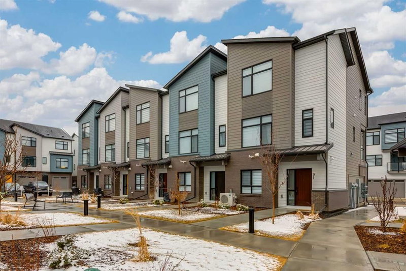 903 Mahogany Boulevard SE #94, Calgary, Alberta