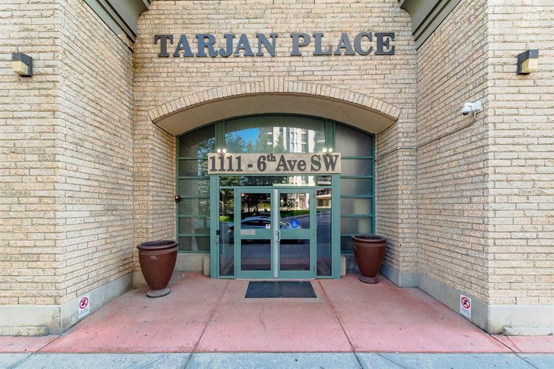1518 - 1111 6 Avenue SW, Calgary, T2P 5M5 | Image 2