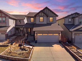 1198 Kingston Crescent SE