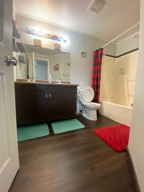 9707 - 111 ave Avenue