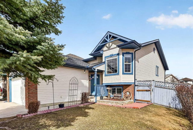 76 Crystalridge Crescent