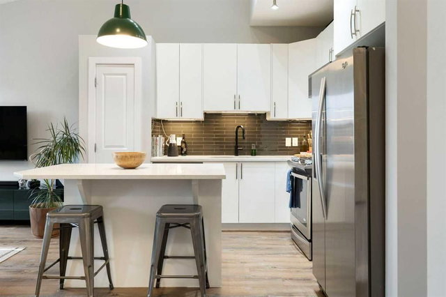 8 Evanscrest Gardens NW