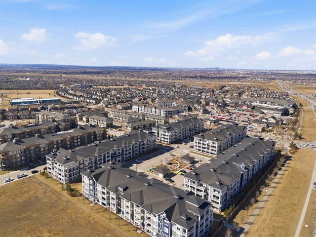 220 - 400 Auburn Meadows Common SE