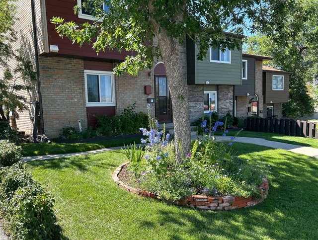 71 - 210 86 Avenue SE