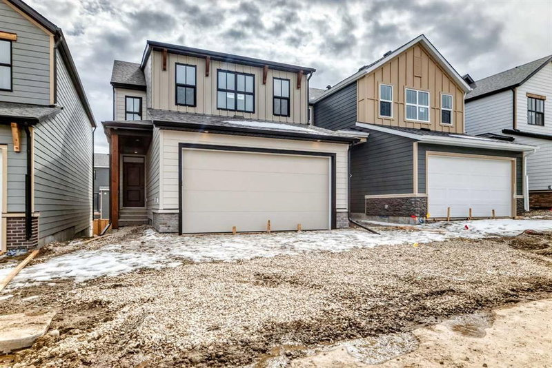 1069 Sawgrass Link NW, Airdrie, Alberta