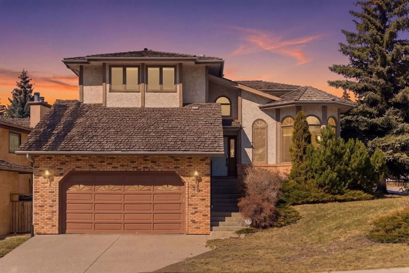 30 Edgeview Road NW, Calgary, Alberta
