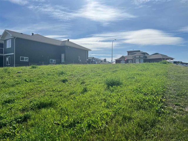 208 Beaverlodge Close