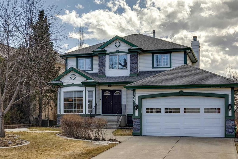 157 Douglas Park Boulevard SE, Calgary, Alberta