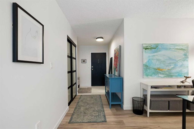 202 - 220 26 Avenue SW