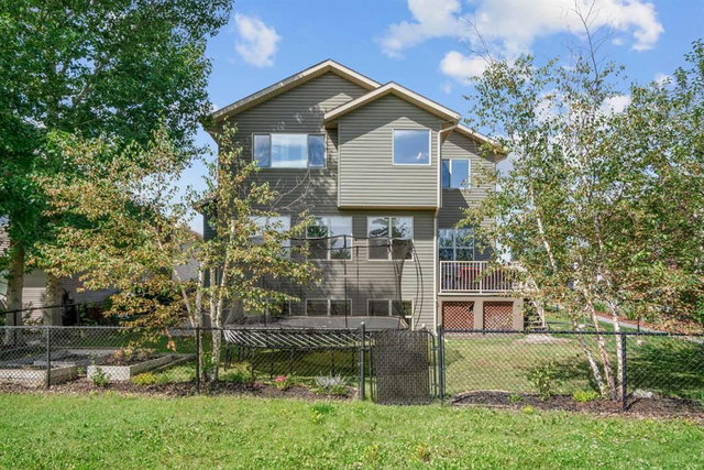 127 Hillcrest Boulevard