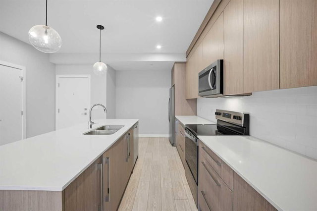 2301 - 60 Skyview Ranch Road NE