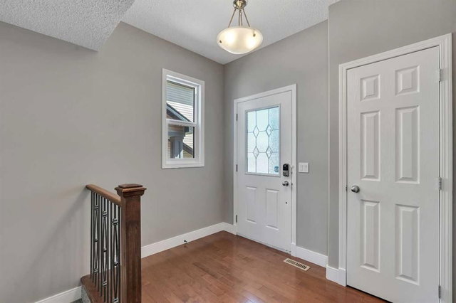 18 Silverado Skies Drive SW