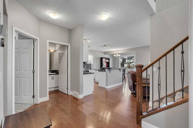 18 Silverado Skies Drive SW