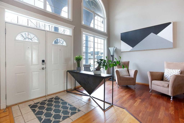 161 Panorama Hills View NW