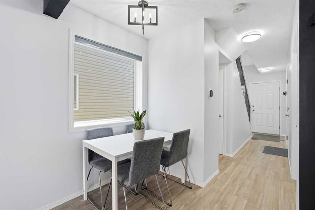 43 Everstone Place SW