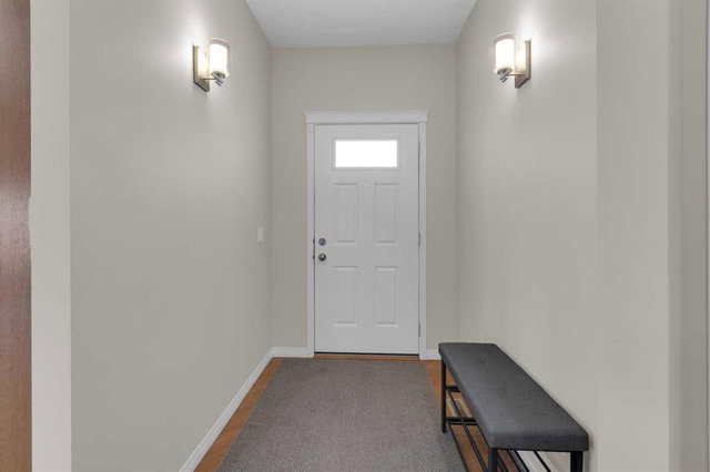 7 - 925 Imperial Drive SE