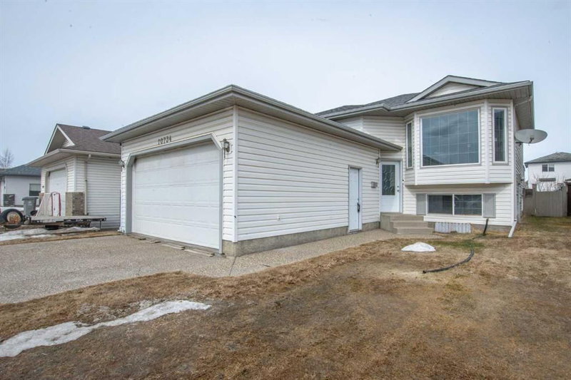 10734 75 Avenue, Grande Prairie, T8W2S7 | Image 2