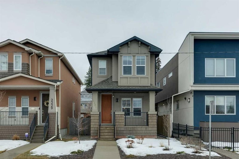 2231 26 Avenue SW, Calgary, Alberta