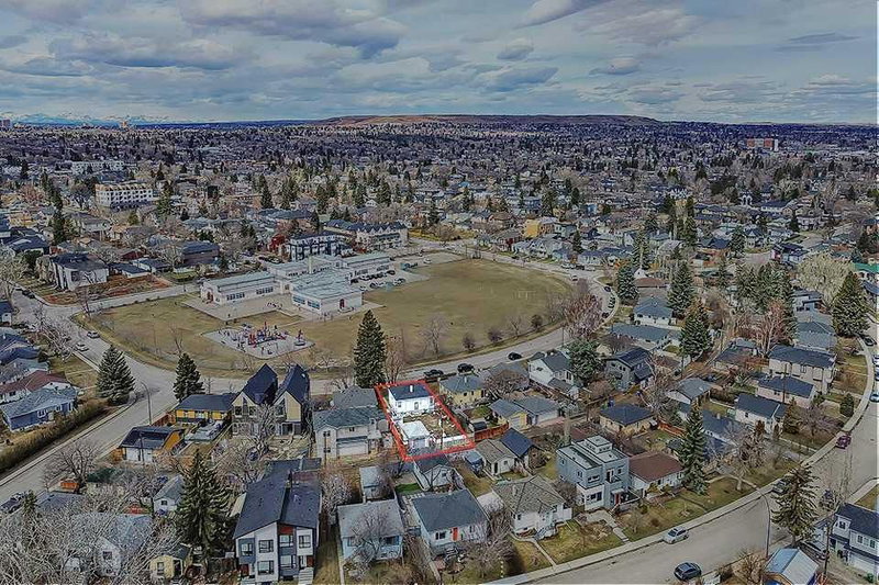 1914 5 Street NE, Calgary, Alberta