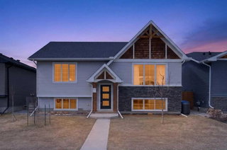 612 Country Meadows Close NW