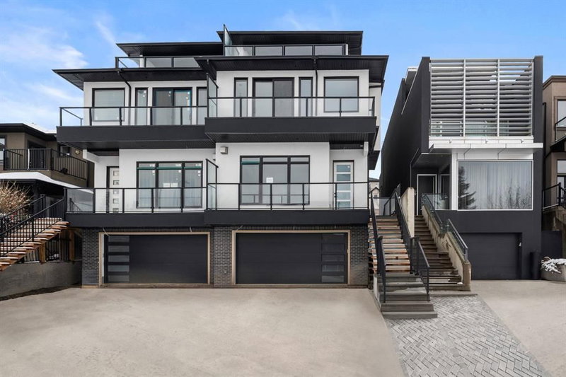 1907 28 Avenue SW, Calgary, Alberta