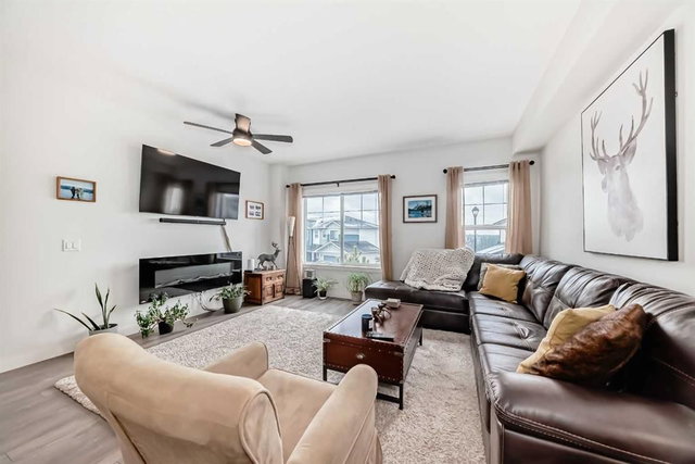 1302 Jumping Pound Common