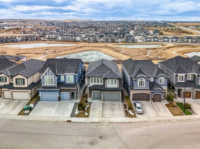 396 Evansborough Way NW