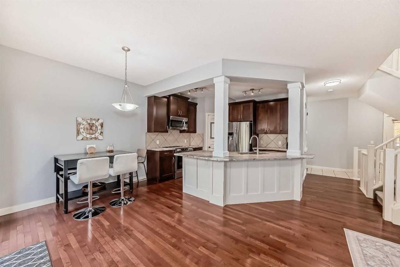 73 Cranleigh Heath SE, Calgary, T3M 0E5 | Image 3