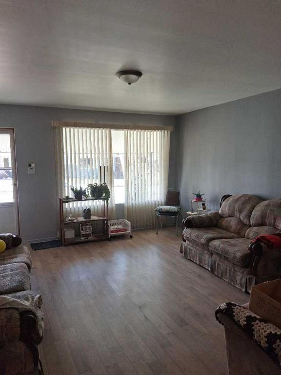 422 50TH AVE EAST Avenue E