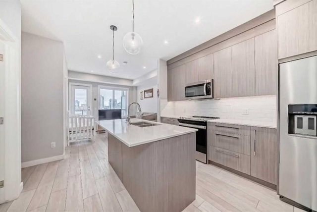 1501 - 395 Skyview Parkway NE