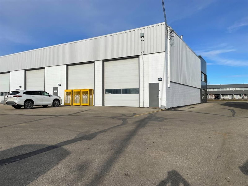 11419 98 Avenue, Grande Prairie, T8V 5S5 | Image 2