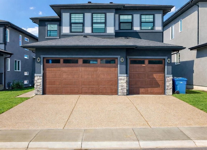82 Waterford Crescent, Chestermere, Alberta