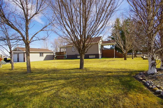 101 Scandia Crescent