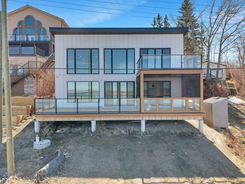 47 Bay View Street, Rochon Sands, T0C 3B0 | Image 2