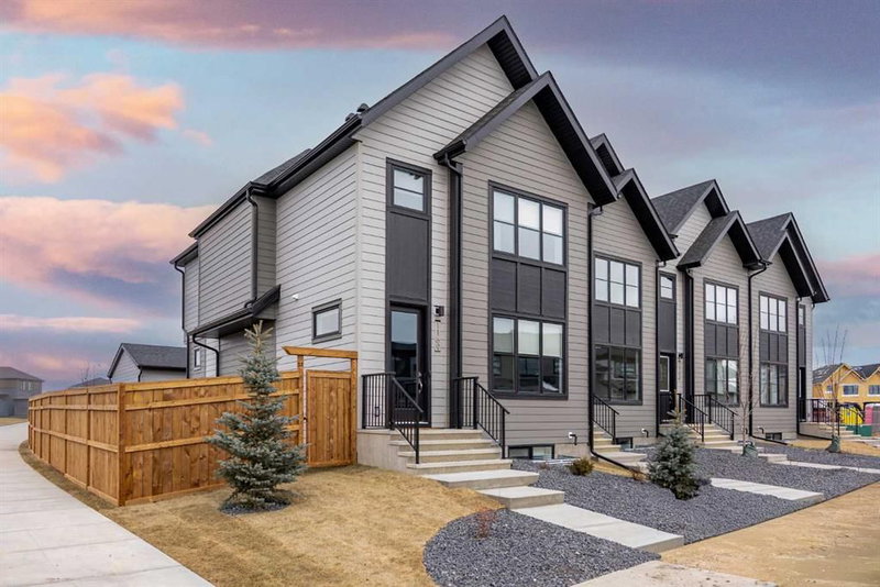 1061 Sailfin Heath, Rural Rocky View County, Alberta