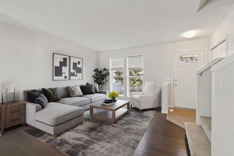 10 Auburn Bay Common SE, Calgary, T3M 0M3 | Image 2