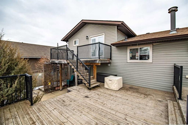 44 Norwest Close, Red Deer, T4P2A2 | Image 3