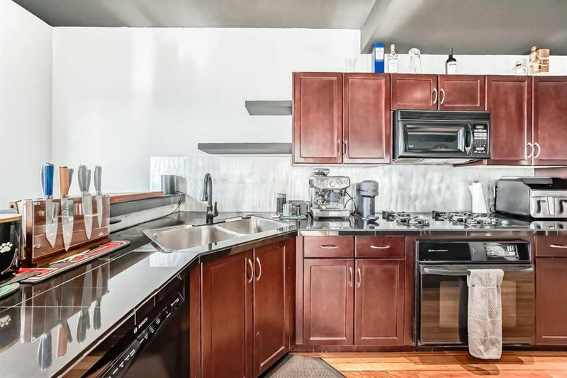 113 - 6650 Old Banff Coach Road SW, Calgary, T3H 4J4 | Image 3