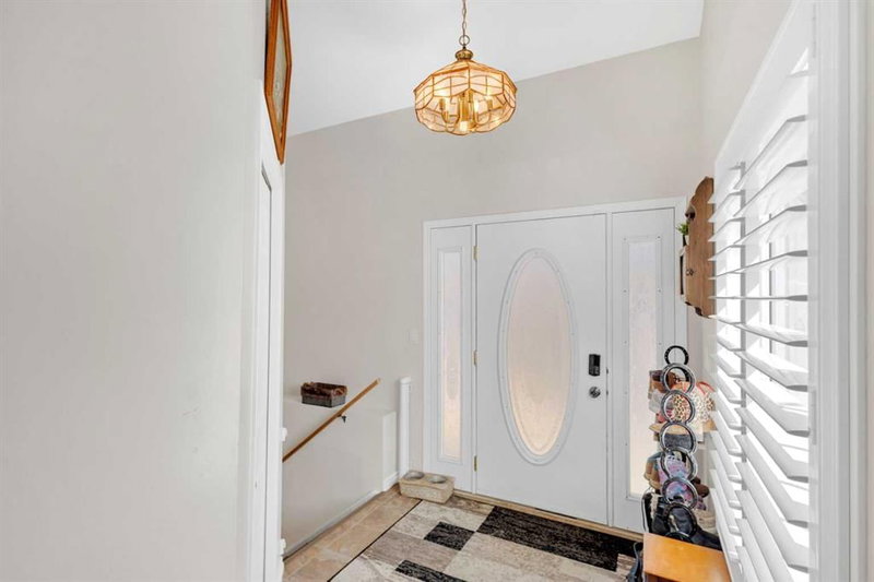 5228 42 Street Close, Ponoka, T4J 1C9 | Image 3